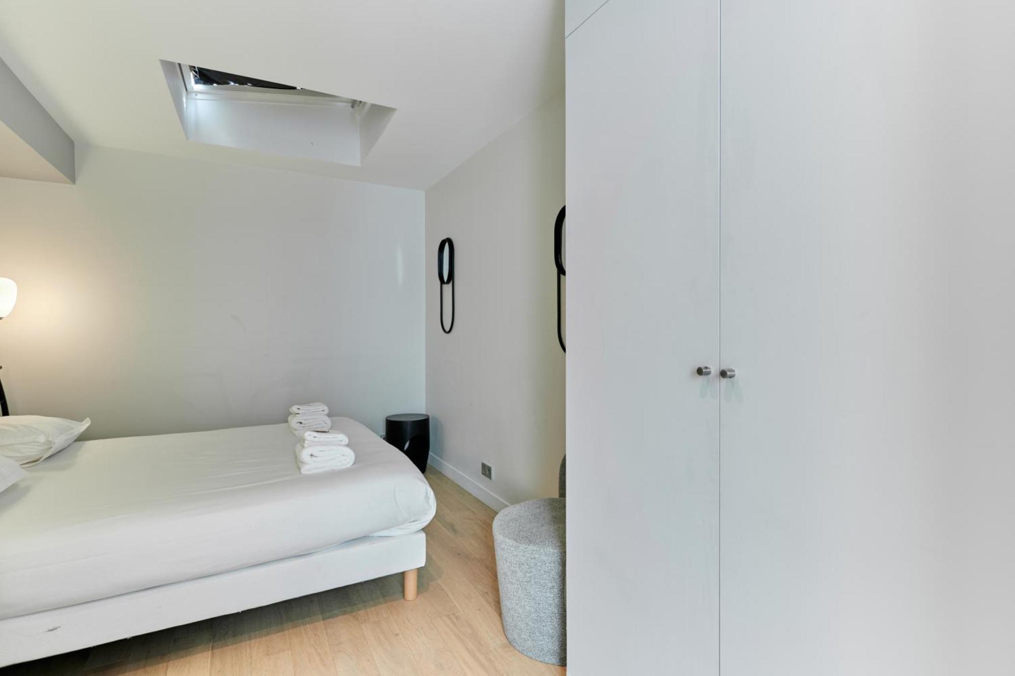 Grand 4br - 17th Arrondissement Appartement Parijs